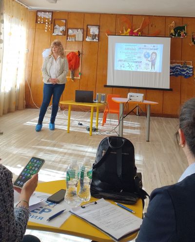 УЧИТЕЛ ОТ ДГ "СЛЪНЦЕ" С УЧАСТИЕ В ОБЛАСТЕН ФОРУМ "Еразъм+ и eTwinning - ЕВРОПЕЙСКИ ИЗМЕРЕНИЯ И ПОСТИЖЕНИЯ" 3