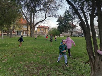 С любов към природата: ДГ "Слънце" отбеляза Седмицата на гората  3