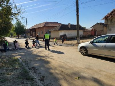 Малки стъпки с голямо послание: "Вече съм голям и правилата знам" 10